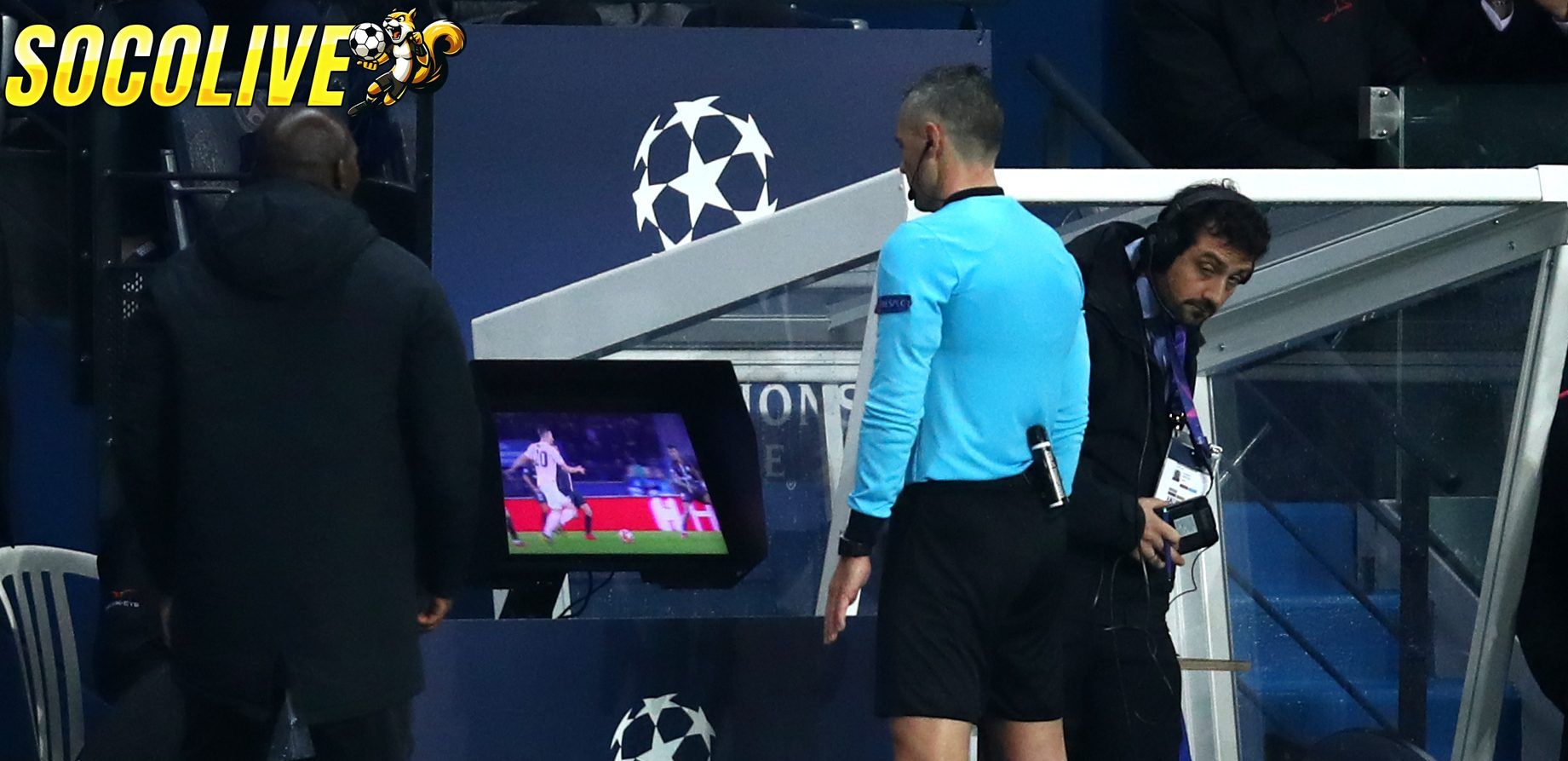 Một số câu hỏi khác về kèo VAR bóng đá 