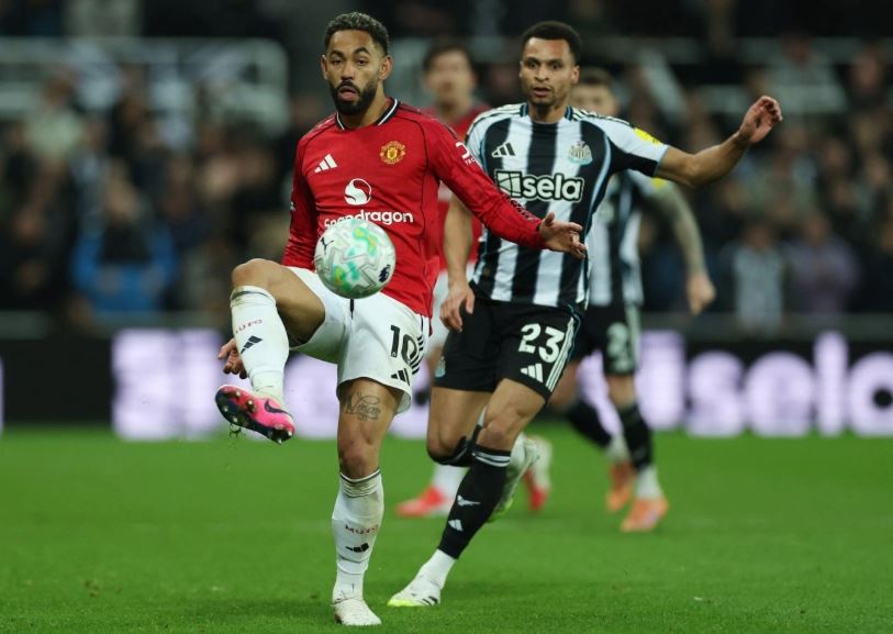 Schole phủ nhận việc ám chỉ Carrick chỉ dựa vào may mắn khi cầm quân