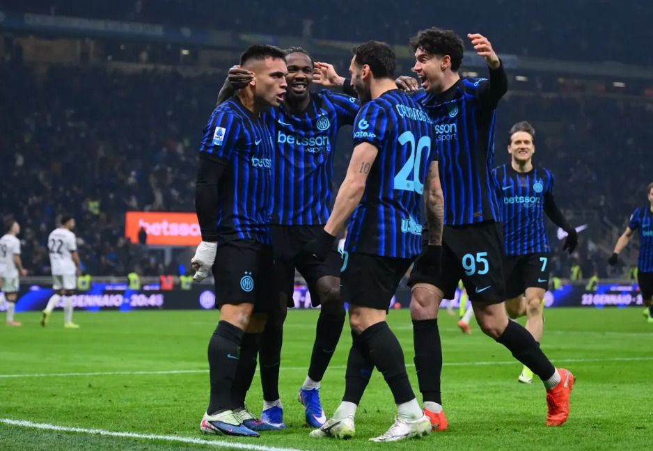 Hàng thủ thép là sức mạnh giúp Inter Milan củng cố ngôi đầu Serie A