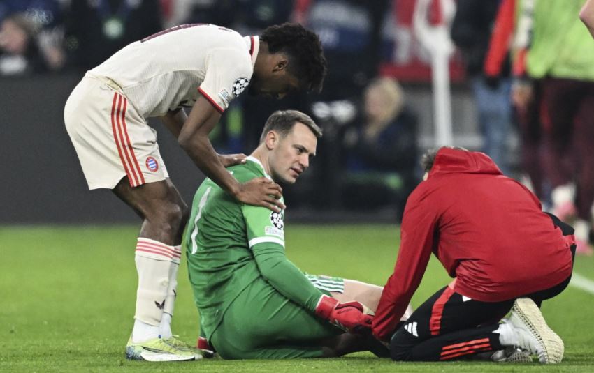 Tin Neuer không trở lại tuyển Đức như sét đánh ngang tai